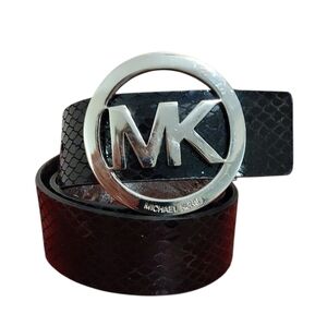 Michael Kors Black Leather Belt With Gold MK Buckle Women's Size Medium 34